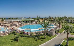 Kipriotis Maris Suites