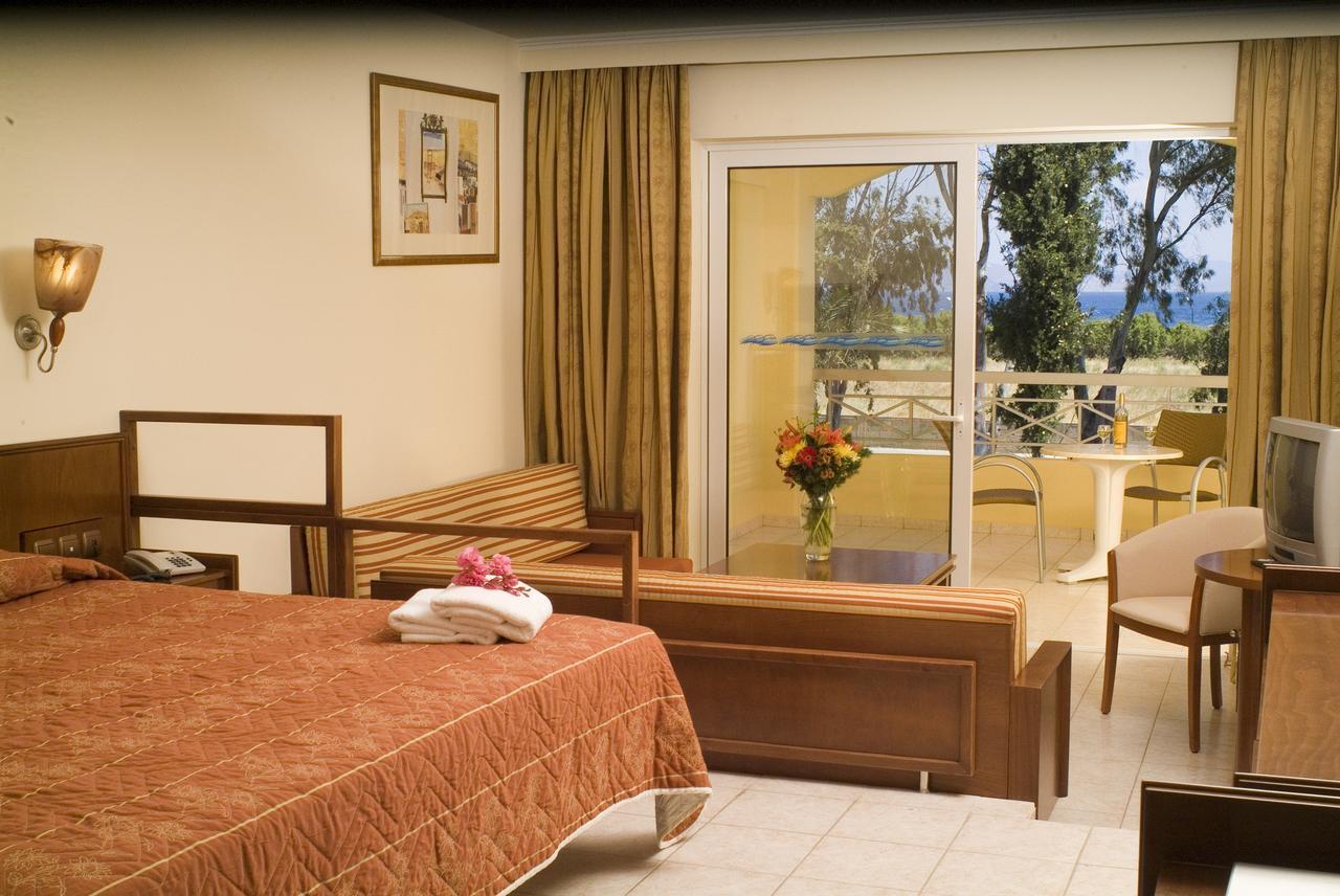 Kipriotis Maris Suites Psalidi  Extérieur photo