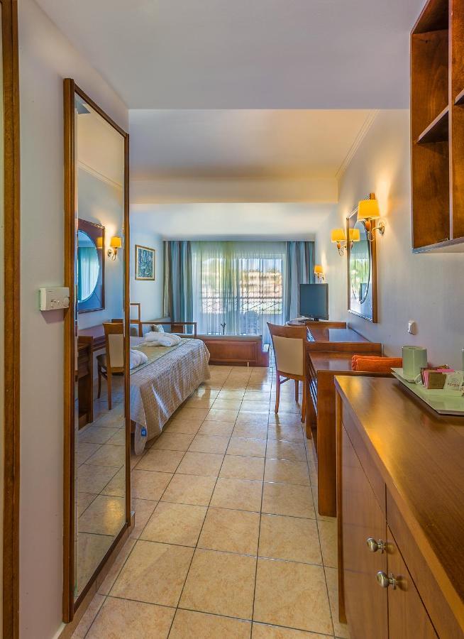Kipriotis Maris Suites Psalidi  Extérieur photo